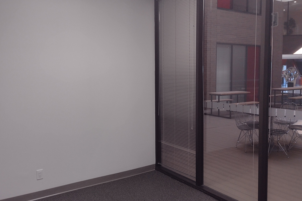 7676 Hillmont - 418x195-sm