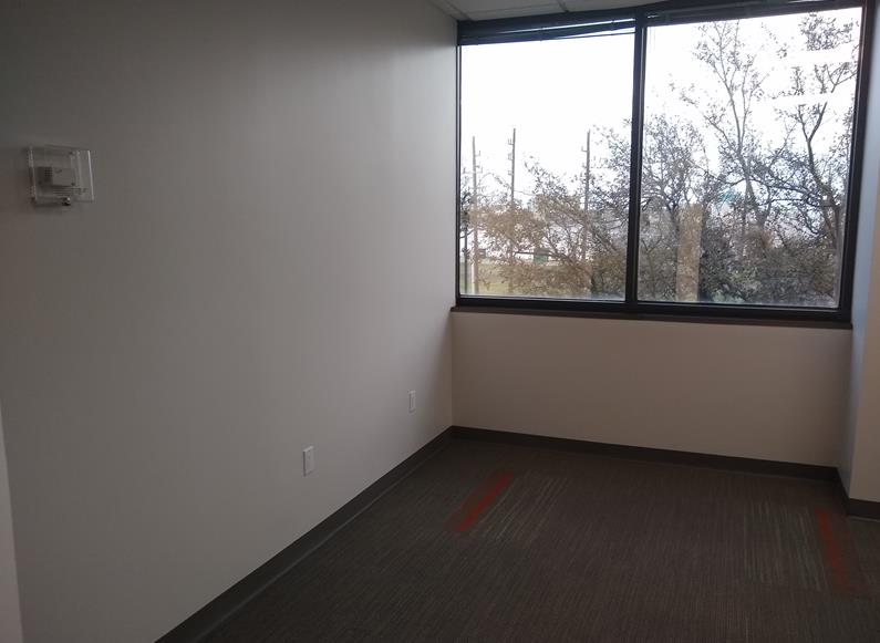 7676 Hillmont - 418x240A-sm