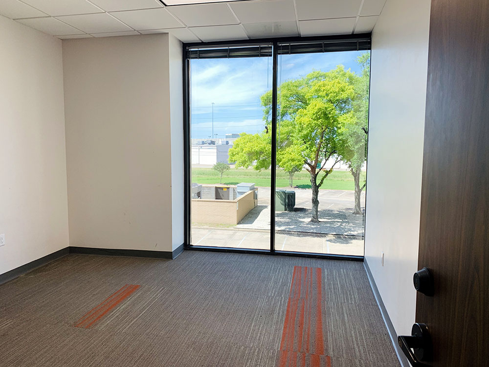 7676 Hillmont - 418x240I-sm