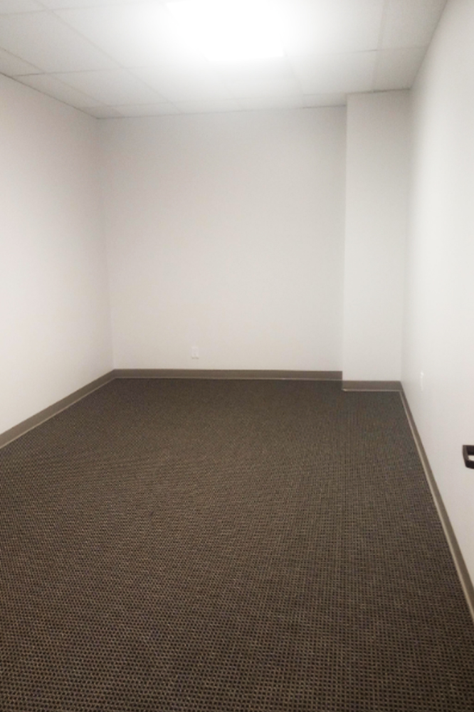 7676 Hillmont - 418x290A-sm