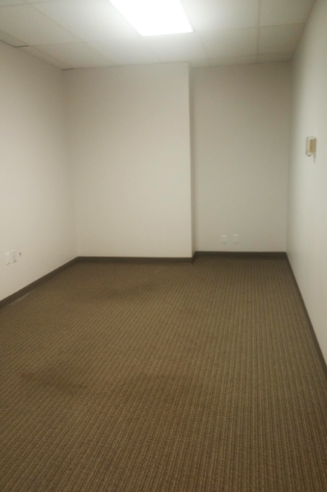9-UI290Bx418.jpg