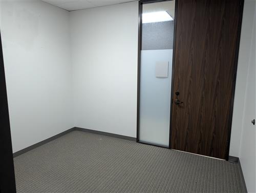 7676 Hillmont - 418x310-B-sm