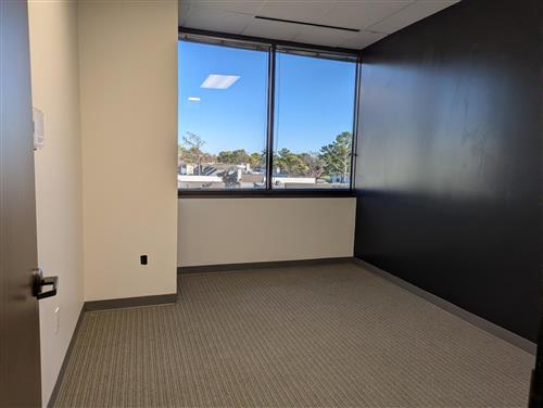 7676 Hillmont - 418x344-14-sm