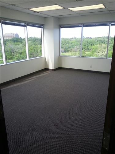 8500 N. Stemmons Fwy - 51x1000-sm