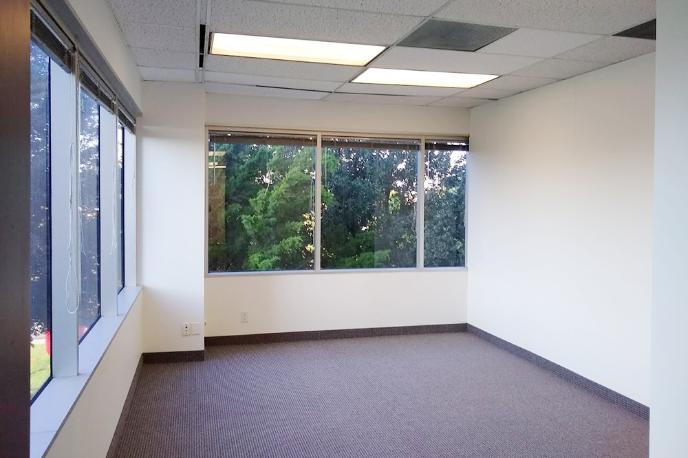 8500 N. Stemmons Fwy - 51x2010-sm