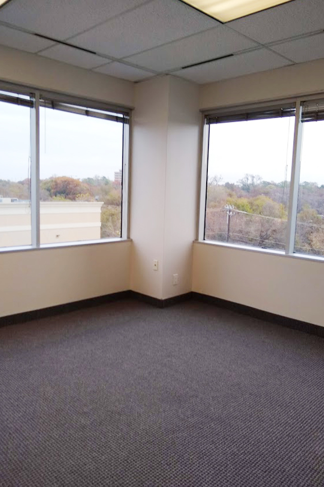 8500 N. Stemmons Fwy - 51x4030-sm