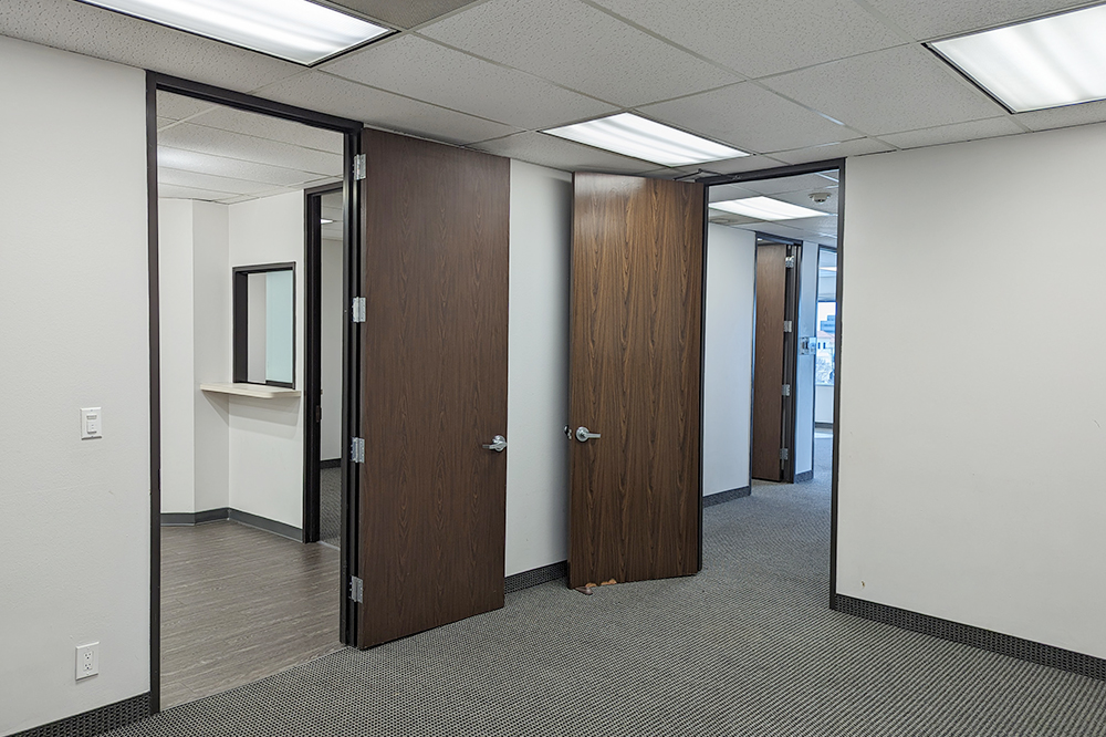 8500 N. Stemmons Fwy - 51x4050-sm