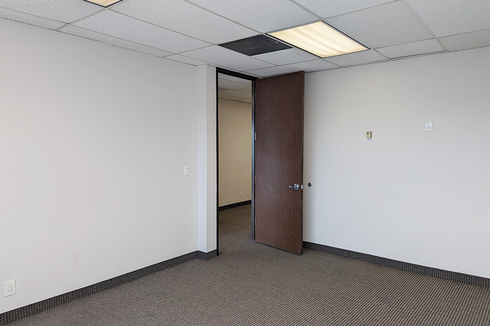 8500 N. Stemmons Fwy - 51x4050-sm