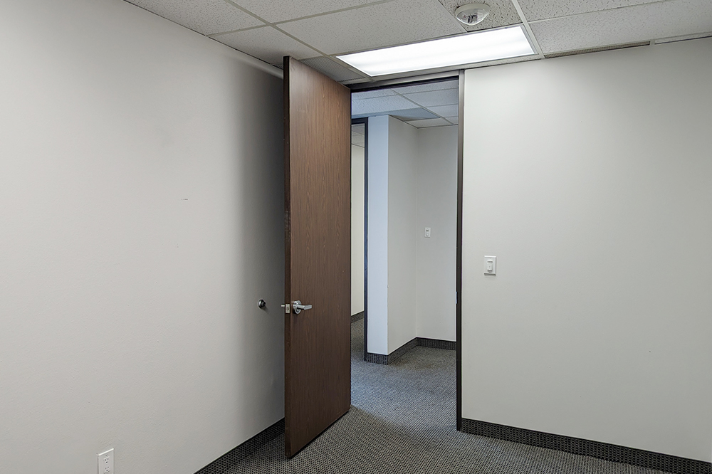 8500 N. Stemmons Fwy - 51x4050-sm