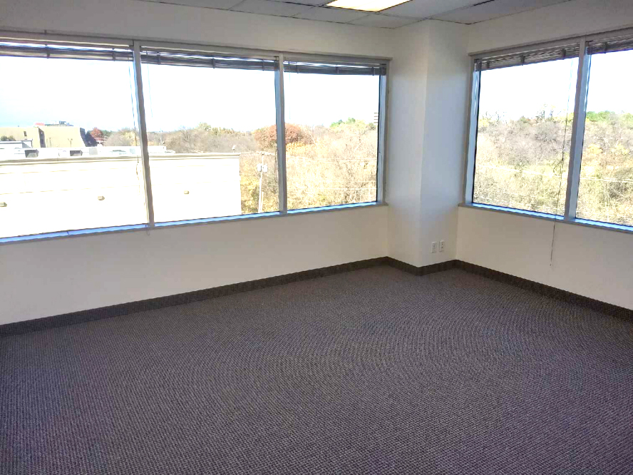 8500 N. Stemmons Fwy - 51x4080-sm