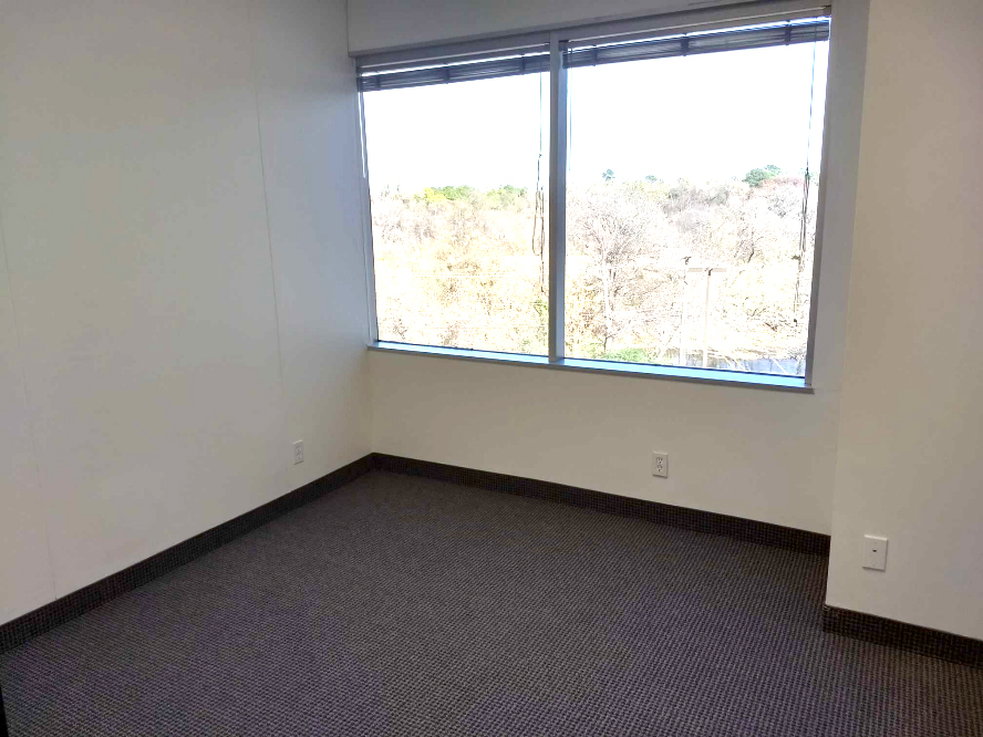 8500 N. Stemmons Fwy - 51x4080-sm