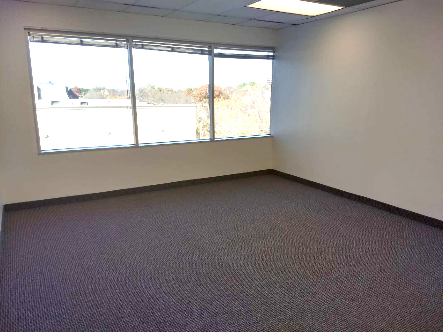 8500 N. Stemmons Fwy - 51x4080-sm