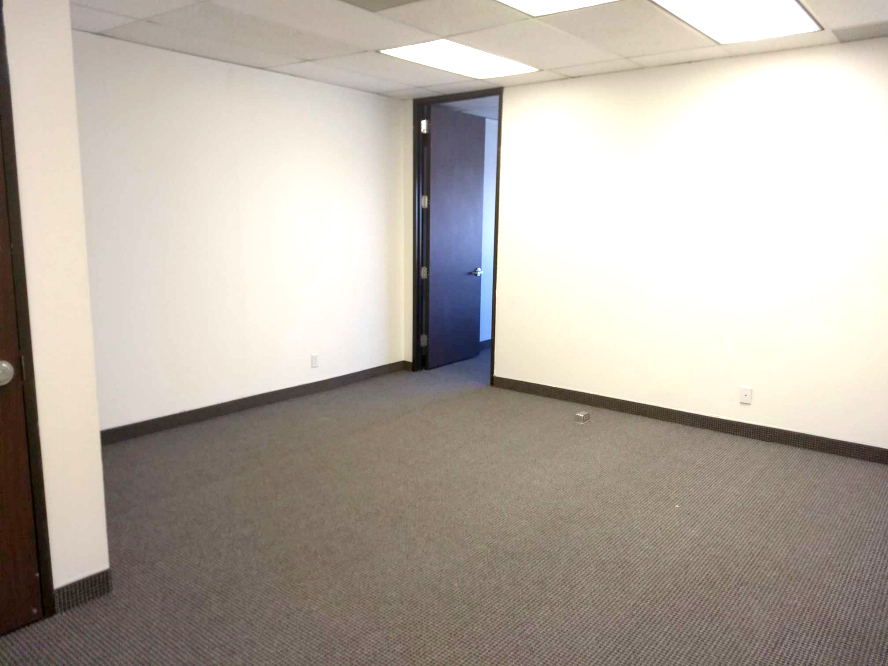 8500 N. Stemmons Fwy - 51x4080-sm