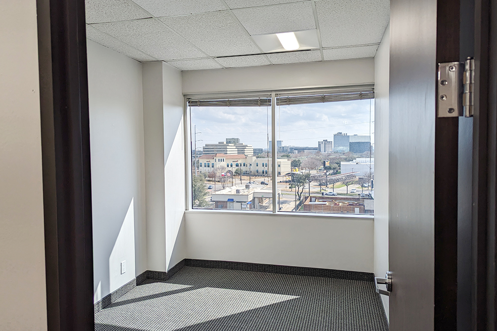 8500 N. Stemmons Fwy - 51x5060-sm