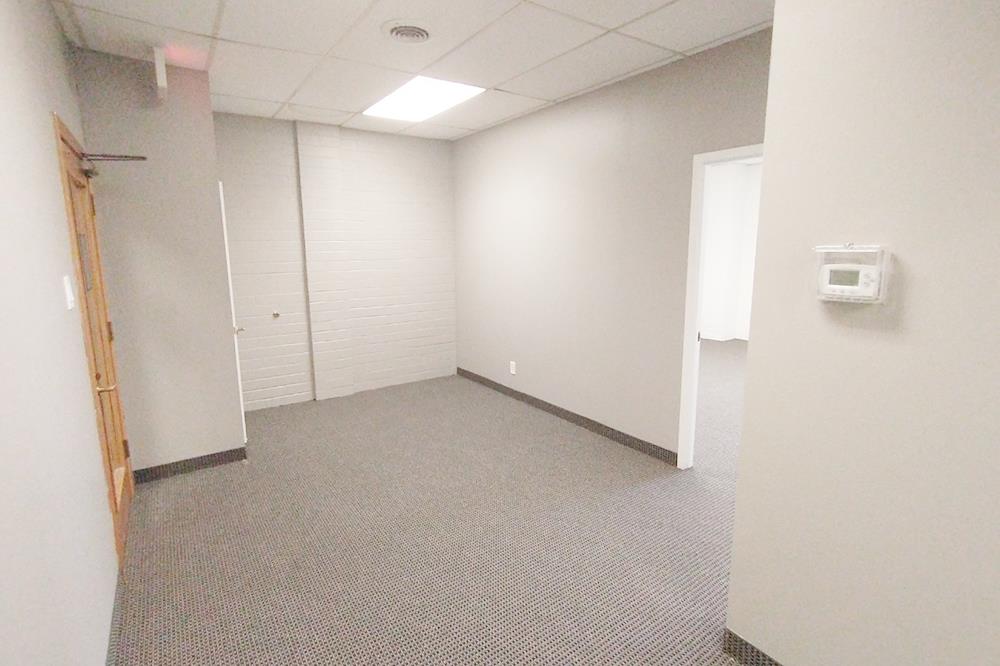 8204 Elmbrook Dr - 52x120-sm