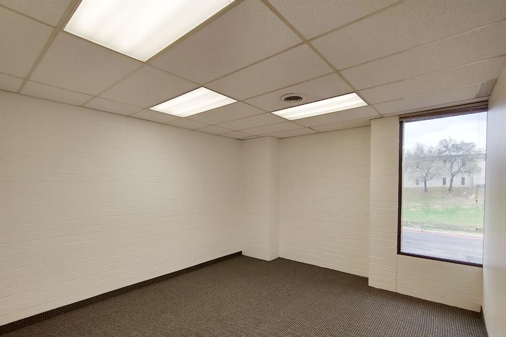 8204 Elmbrook Dr - 52x120-sm