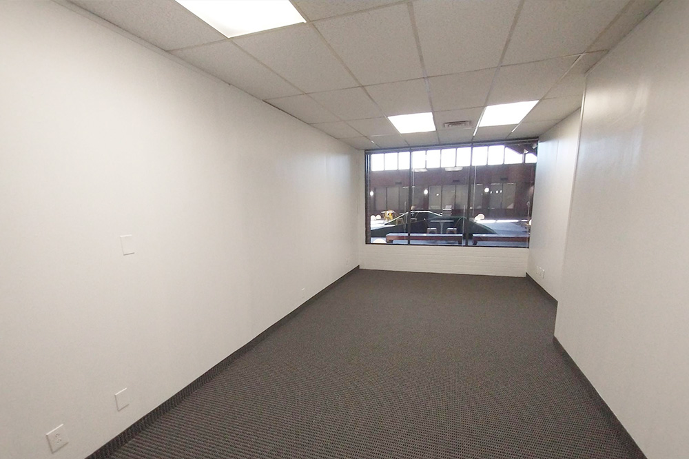 8204 Elmbrook Dr - 52x170-sm