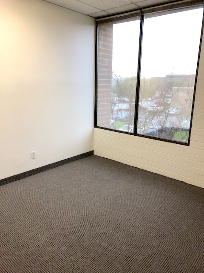 8204 Elmbrook Dr - 52x261-sm