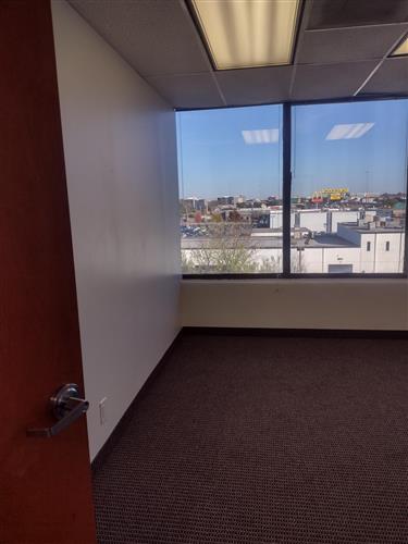 8035 E. R.L. Thornton Fwy - 53x454-sm