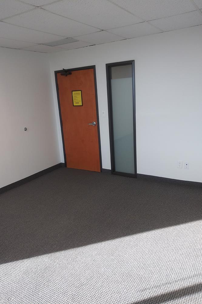 8035 E. R.L. Thornton Fwy - 53x455-sm