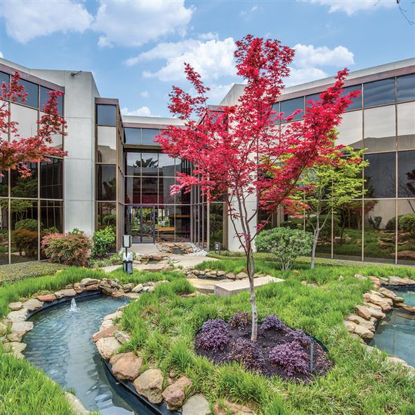 property with office space for rent at 2665-2695 Villa Creek Dr, Farmers Branch, TX 75234, USA