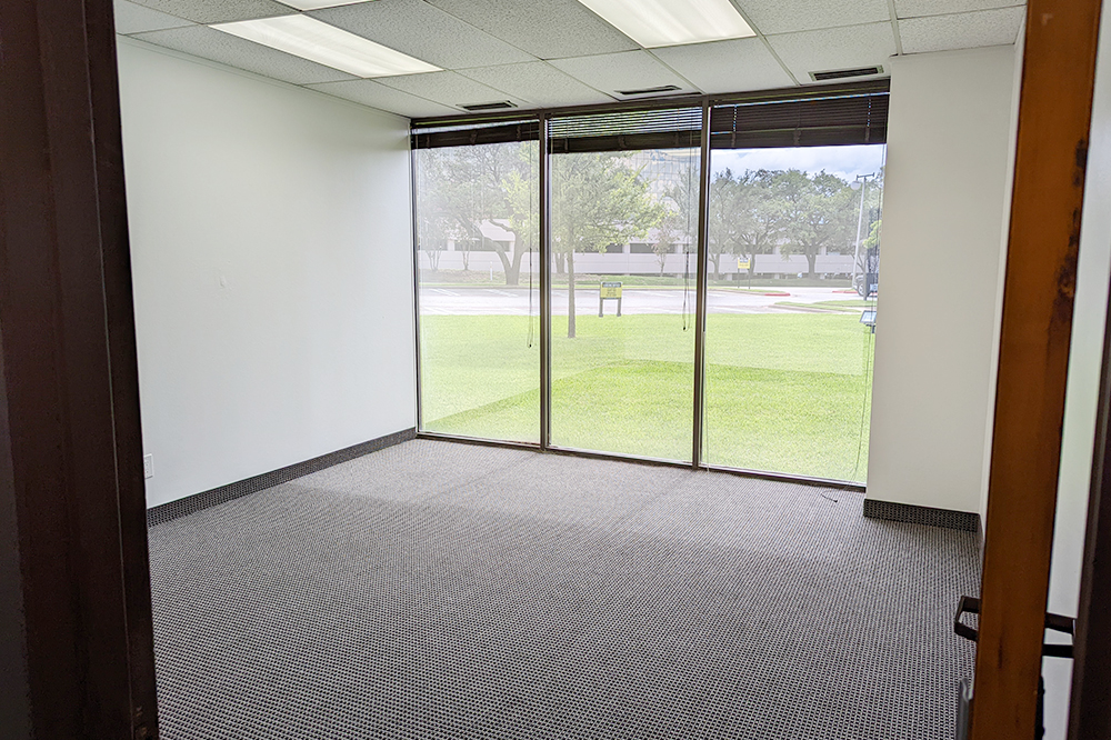 2665-2695 Villa Creek Dr - 56xA104-2-sm