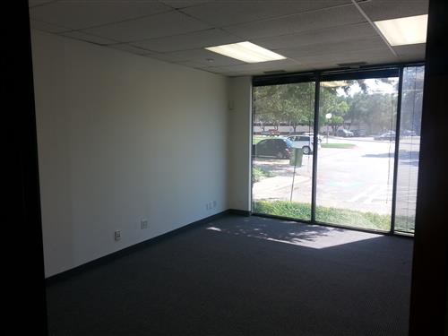 2665-2695 Villa Creek Dr - 56xA130-sm