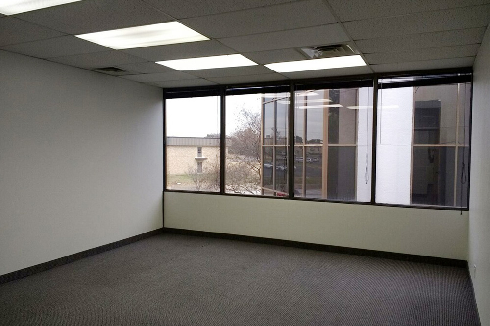 2665-2695 Villa Creek Dr - 56xA202.01-sm