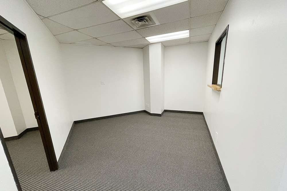 2665-2695 Villa Creek Dr - 56xA202-sm