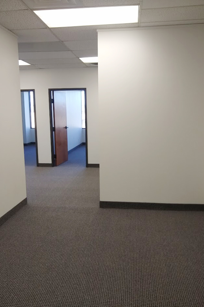 1-075234Office-205---2-.jpg