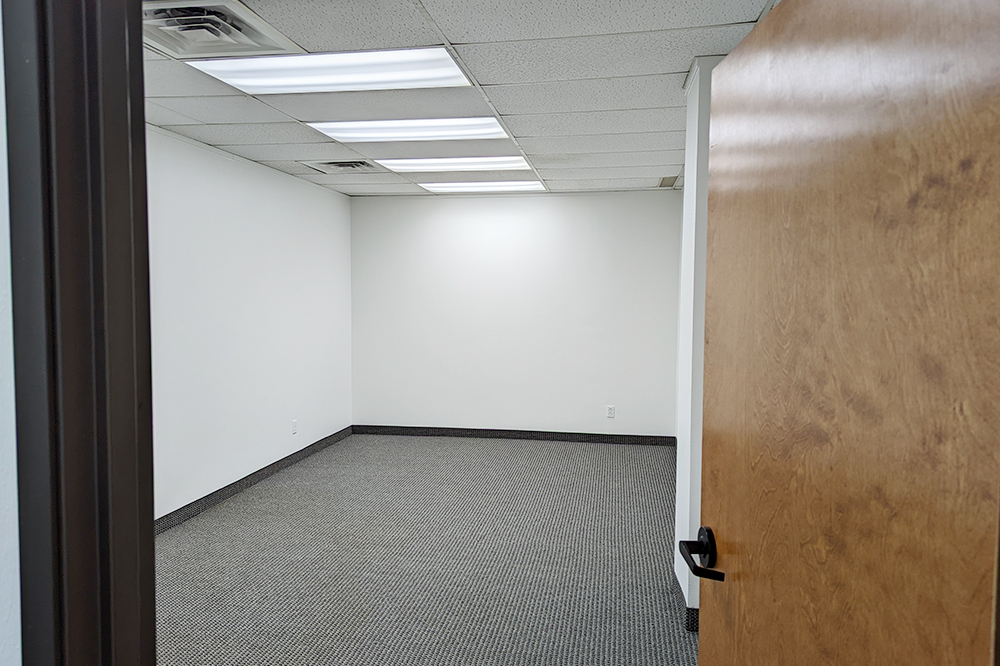 2665-2695 Villa Creek Dr - 56xA222-sm