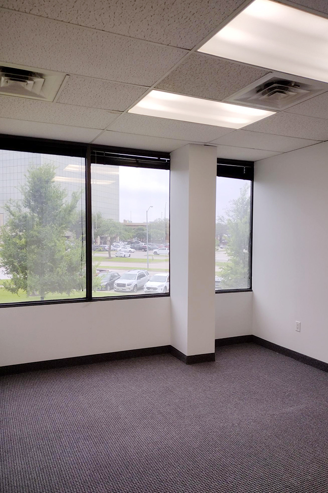 2665-2695 Villa Creek Dr - 56xA254-sm