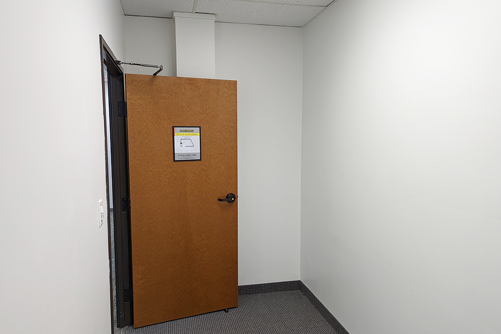 property with office space for rent at A262, 2665-2695 Villa Creek Dr, Farmers Branch, TX 75234, USA