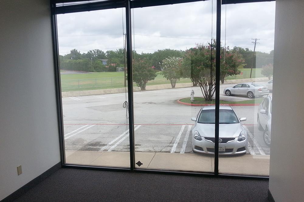 2665-2695 Villa Creek Dr - 56xB114-sm