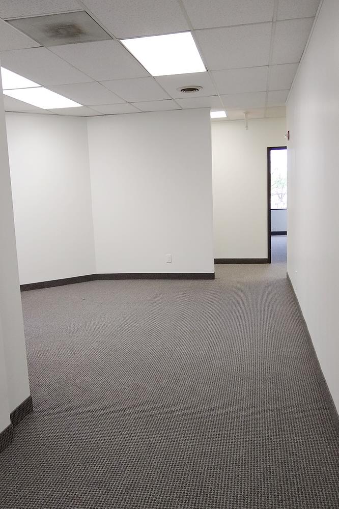 2665-2695 Villa Creek Dr - 56xB207-sm