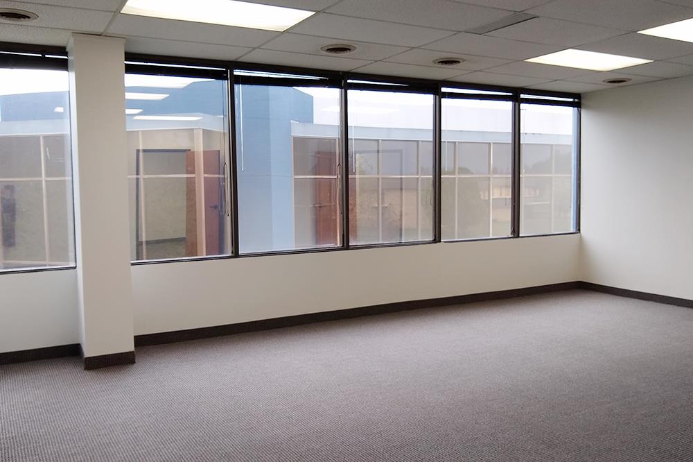 2665-2695 Villa Creek Dr - 56xB207-sm