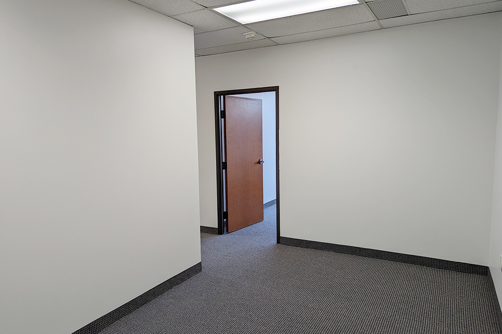 2665-2695 Villa Creek Dr - 56xB210-sm