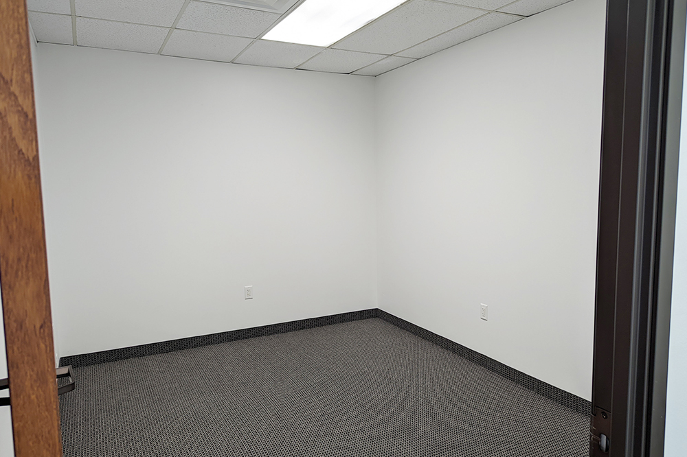 2665-2695 Villa Creek Dr - 56xB225-sm