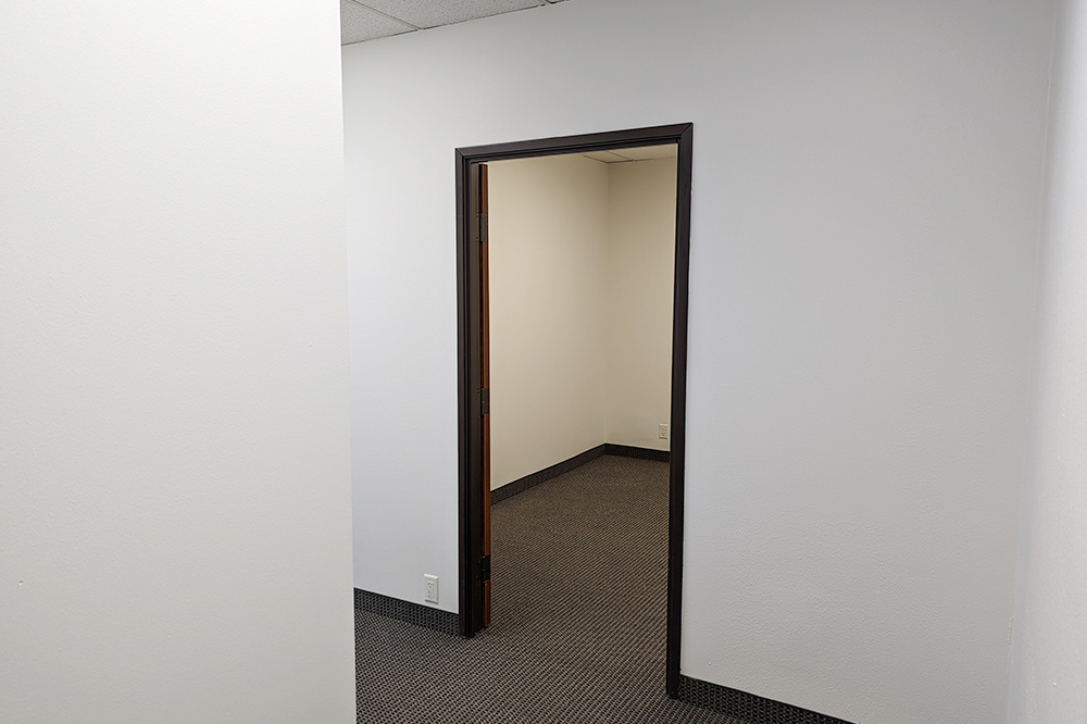 2665-2695 Villa Creek Dr - 56xB235-sm