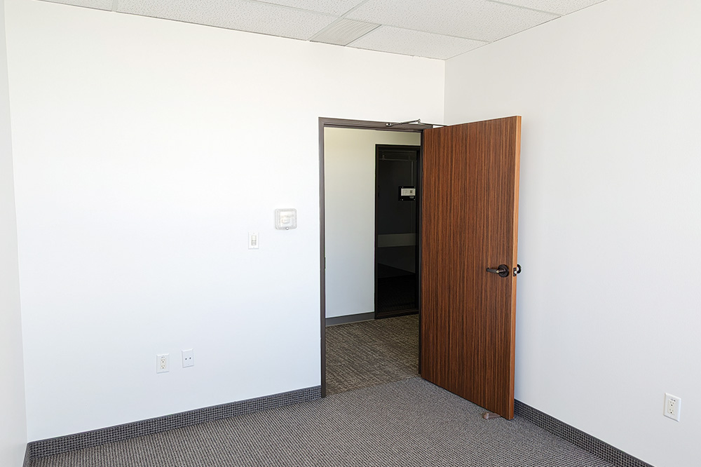2-UI1221x57.jpg