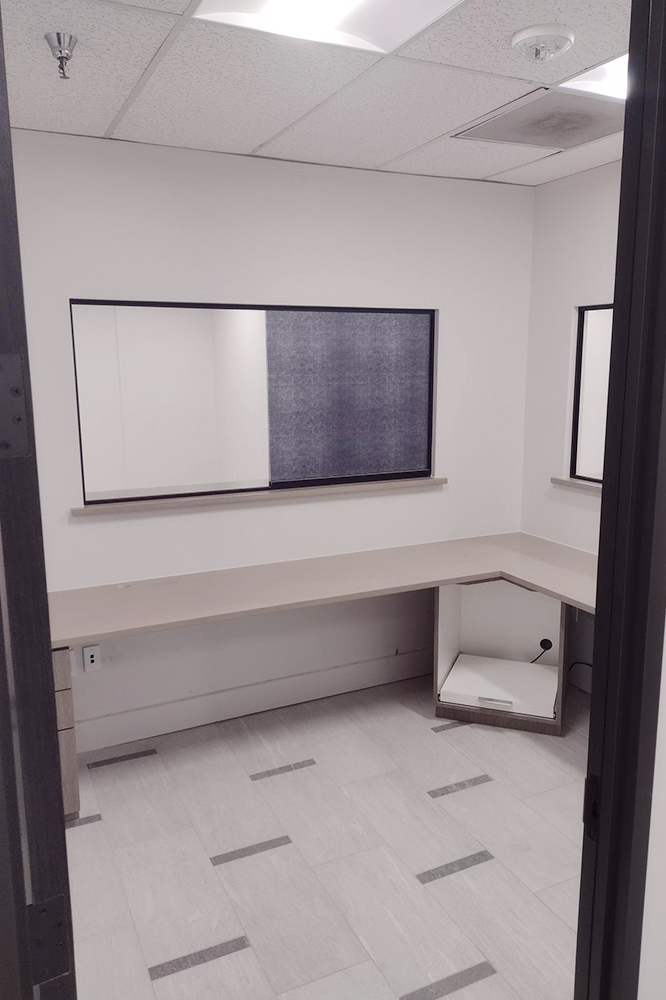 4-UI2200x57.jpg