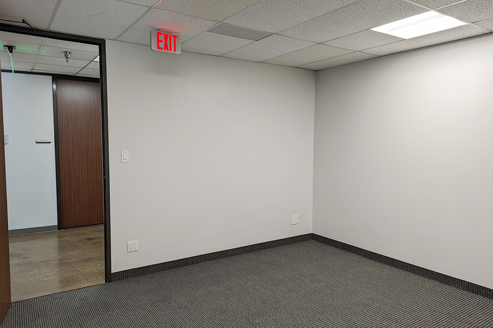 3-UI2300x57.jpg