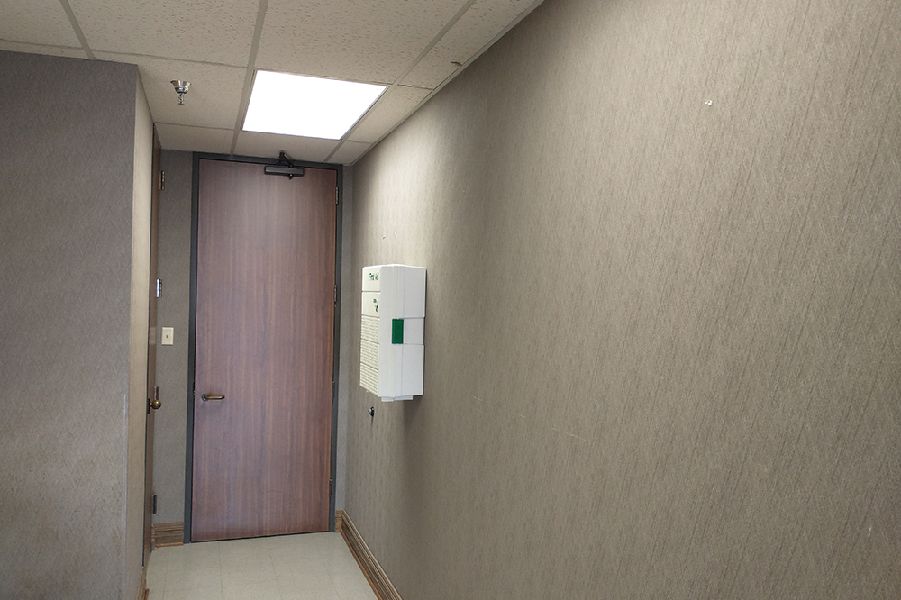 1-UI2301x57.jpg
