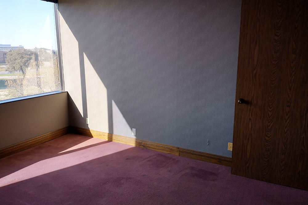 4-UI2301x57.jpg