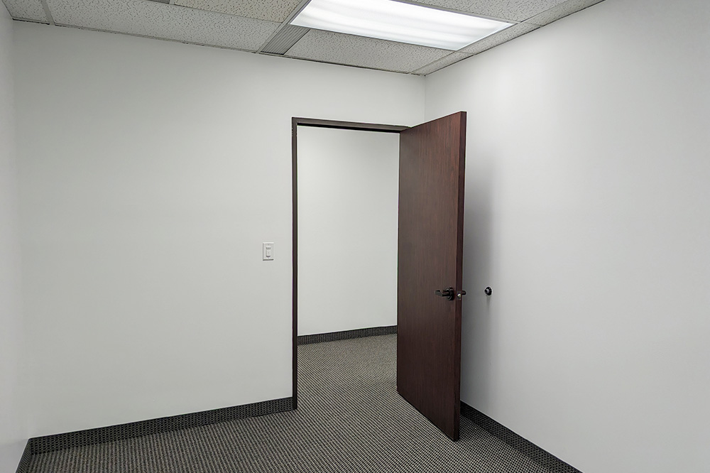 4-UI3316x57.jpg