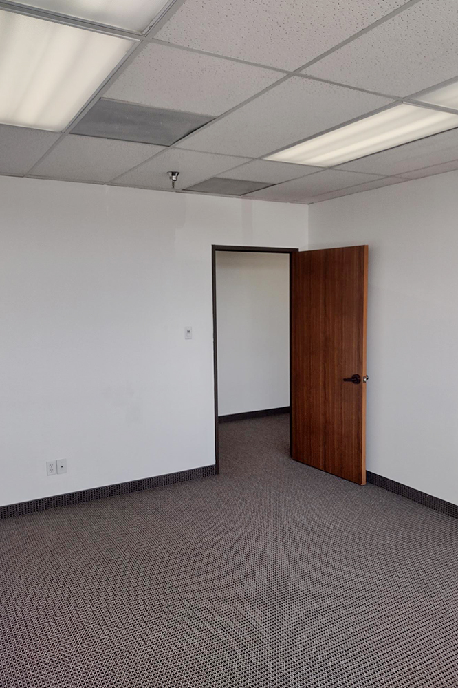 5-UI3318x57.jpg