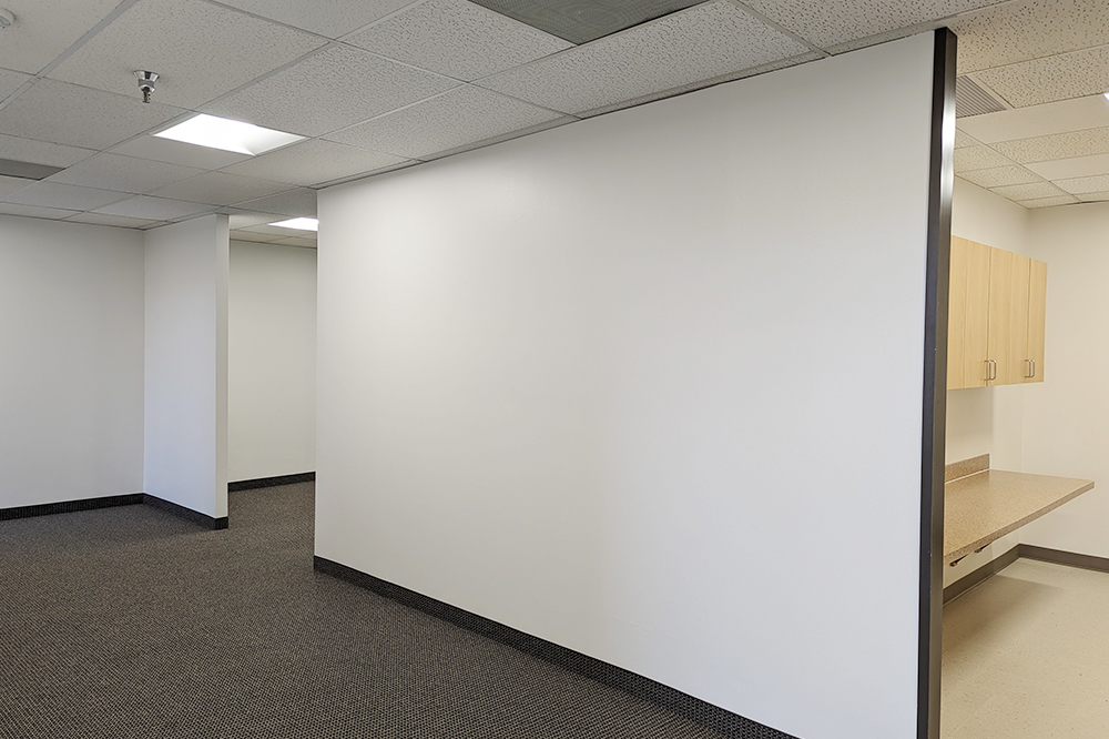 9-075220Office-31.jpg