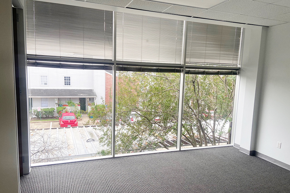 10039 Bissonnet Street - 71x211-sm