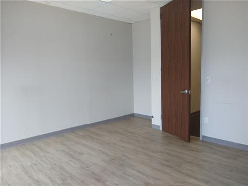 10039 Bissonnet Street - 71x316-sm