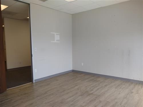 10039 Bissonnet Street - 71x316-sm